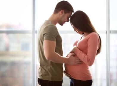 怀孕多久可以做亲子鉴定？产前亲子鉴定有风险吗？